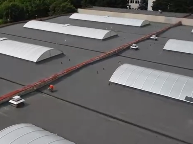 Projekt – 10 000 m2 lapostető hő-, és vízszigetelése 1