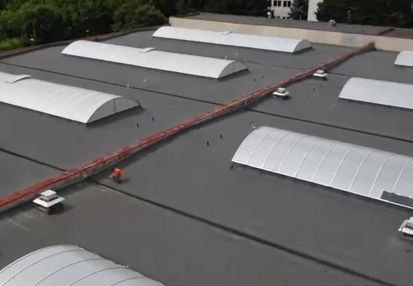 Projekt – 10 000 m2 lapostető hő-, és vízszigetelése 1